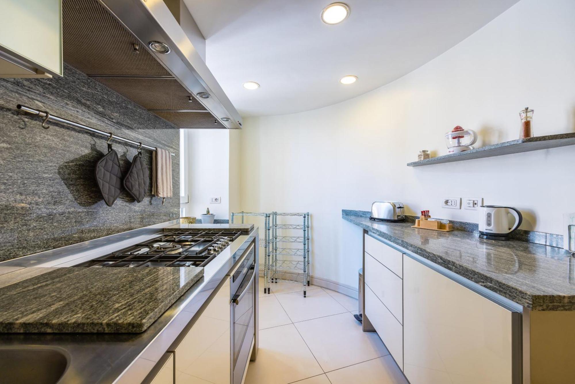 Blu Breeze On Seafront With Parking By Napoliapartments Naples
