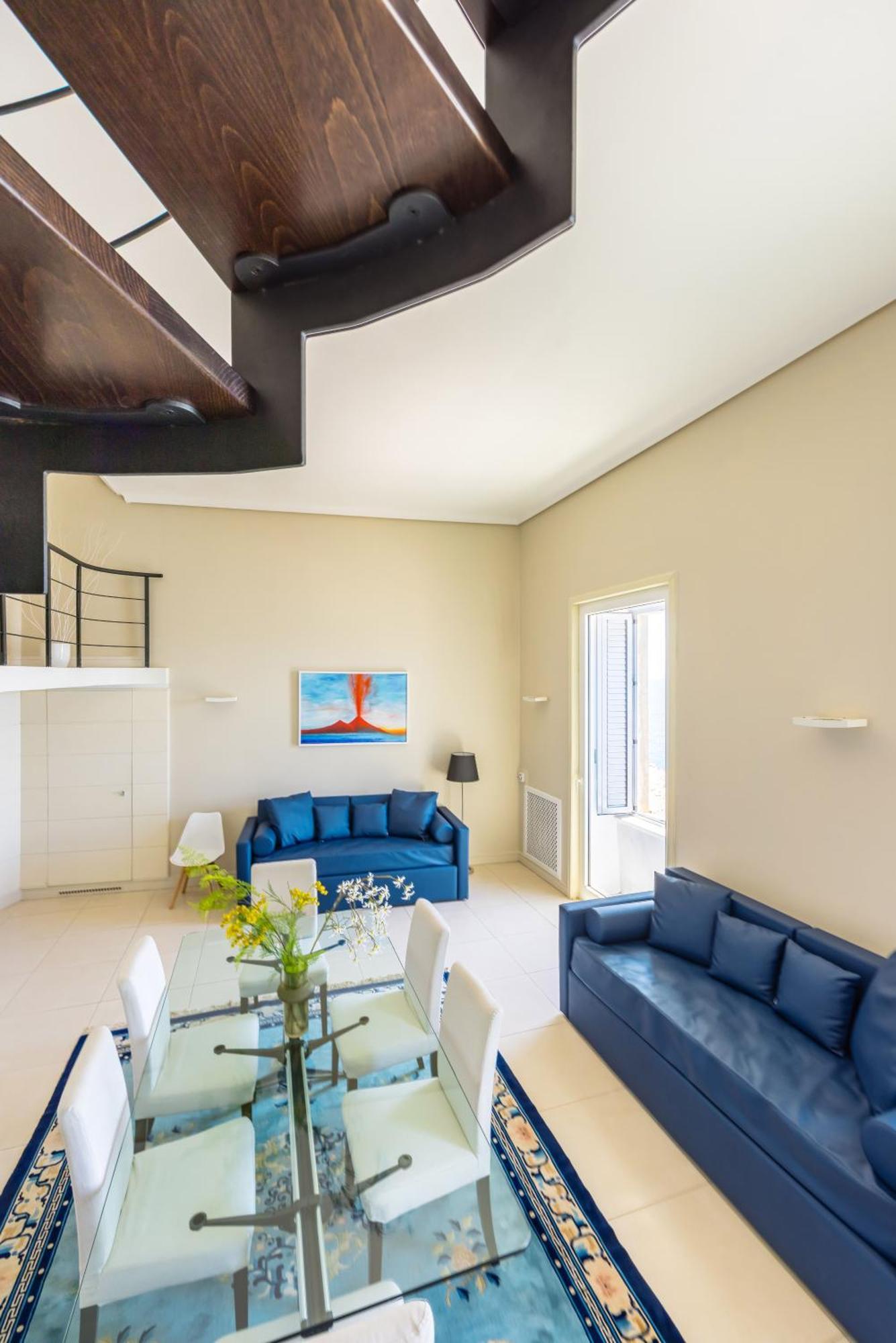 Blu Breeze On Seafront With Parking By Napoliapartments *