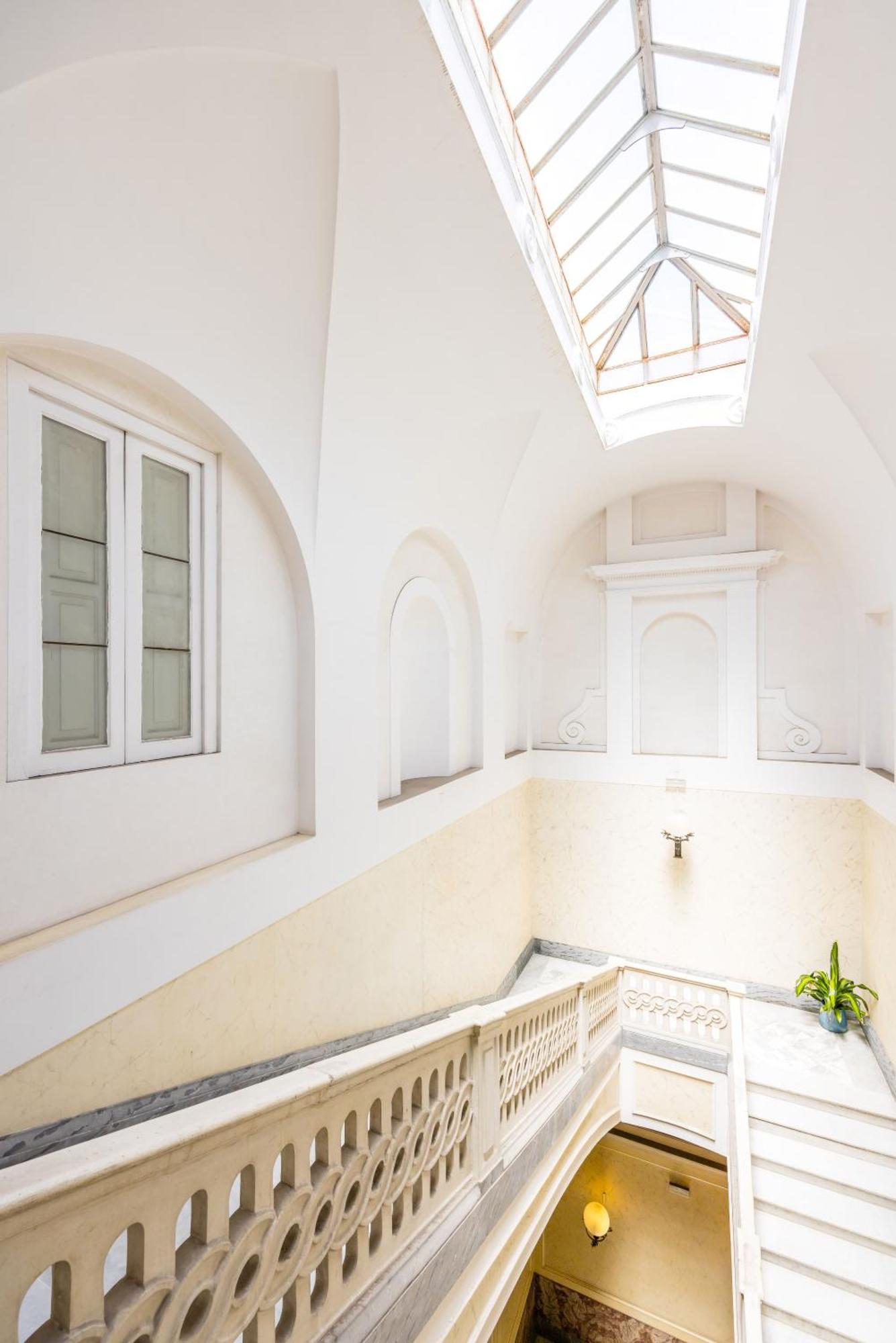 Blu Breeze On Seafront With Parking By Napoliapartments