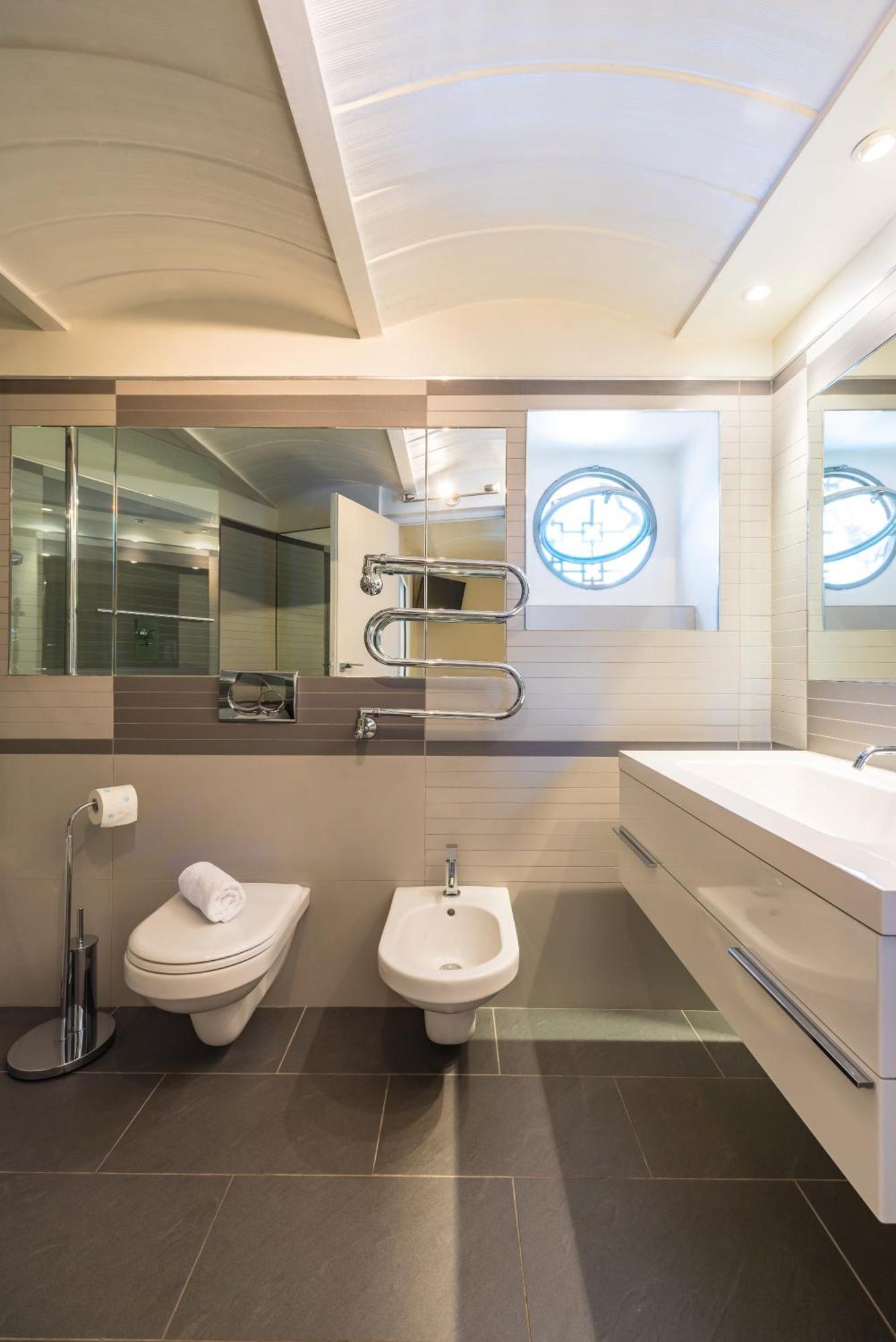 Apartment Blu Breeze On Seafront With Parking By Napoliapartments *