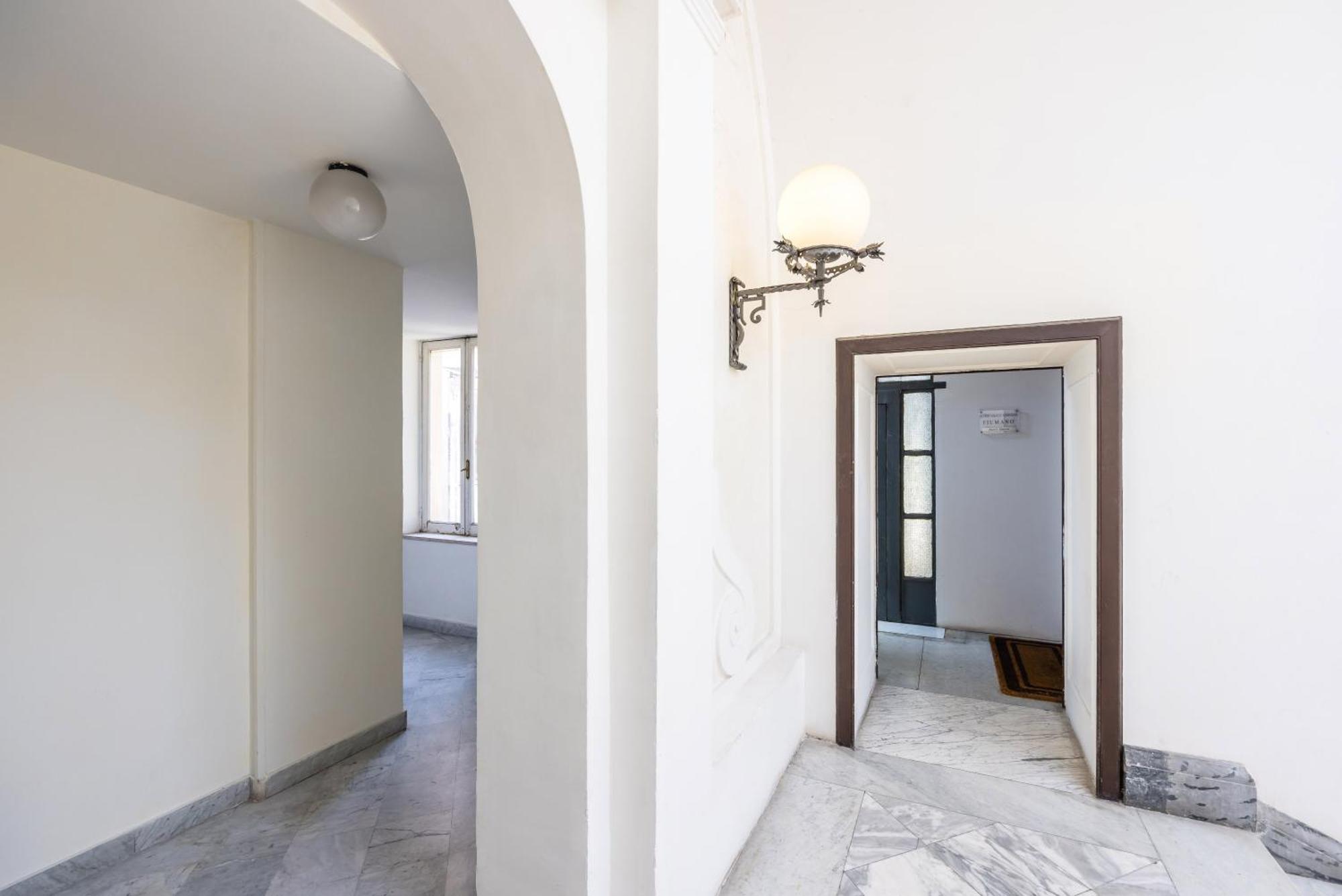 Apartment Blu Breeze On Seafront With Parking By Napoliapartments