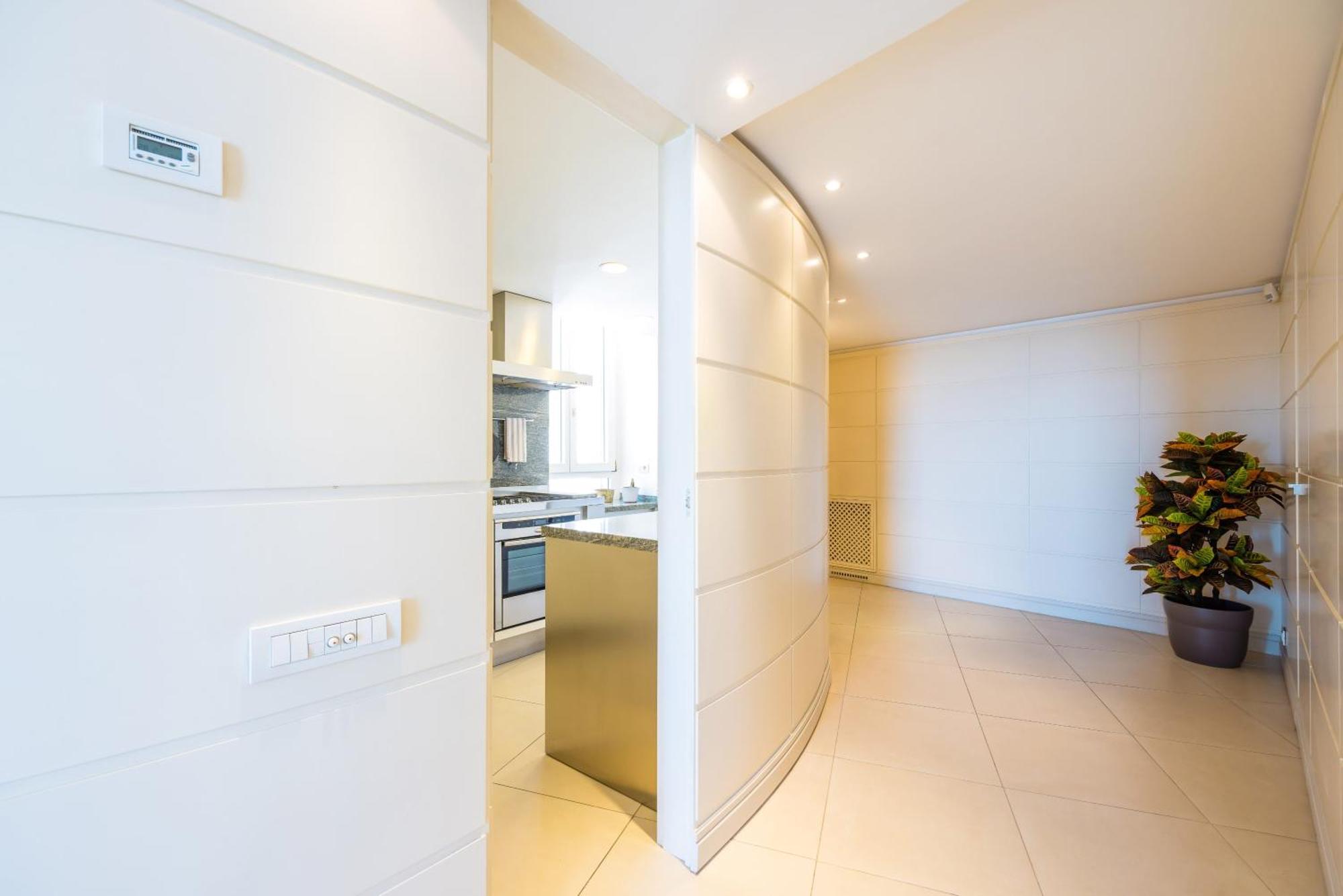 Blu Breeze On Seafront With Parking By Napoliapartments Naples
