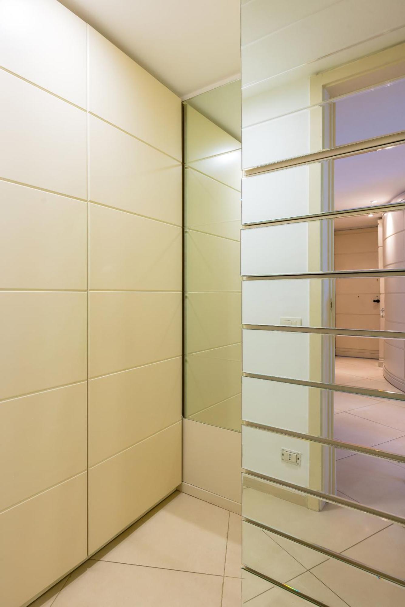 Blu Breeze On Seafront With Parking By Napoliapartments * Naples