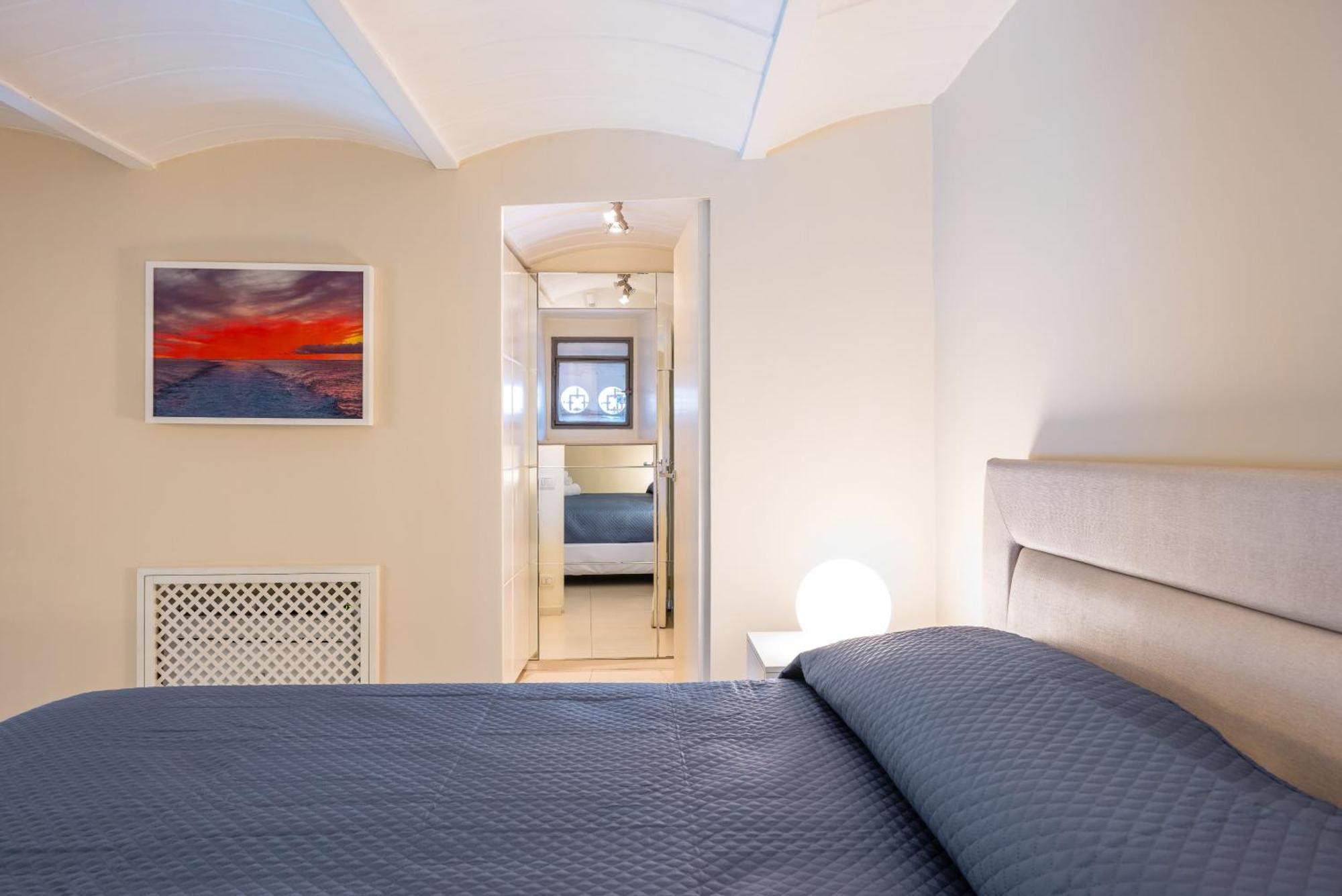 Blu Breeze On Seafront With Parking By Napoliapartments Apartment Naples